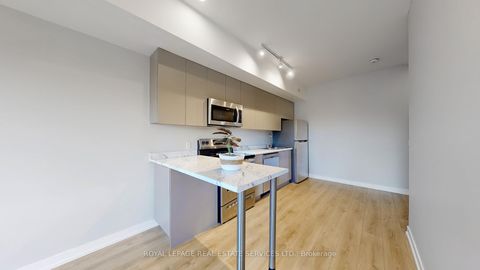 Photo 10 at 304 - 3058 Sixth Line, GO Glenorchy, Oakville