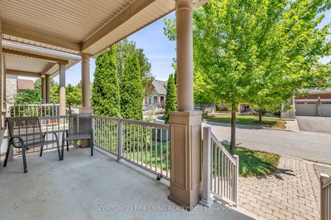 Photo 3 at 6 Renoir Drive, Patterson, Vaughan