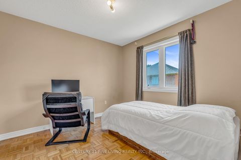 Photo 21 at 6 Renoir Drive, Patterson, Vaughan