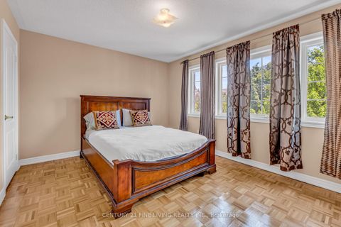 Photo 24 at 6 Renoir Drive, Patterson, Vaughan