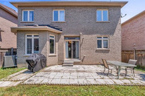 Photo 31 at 6 Renoir Drive, Patterson, Vaughan