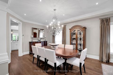 Photo 6 at 151 Glenside Drive, Maple, Vaughan