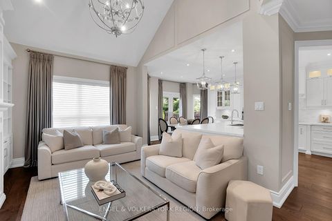 Photo 11 at 151 Glenside Drive, Maple, Vaughan