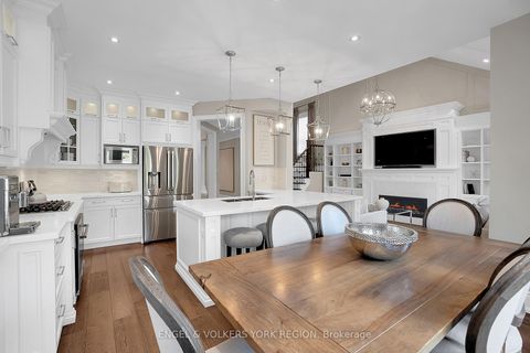Photo 15 at 151 Glenside Drive, Maple, Vaughan