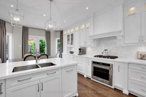 Photo 17 at 151 Glenside Drive, Maple, Vaughan