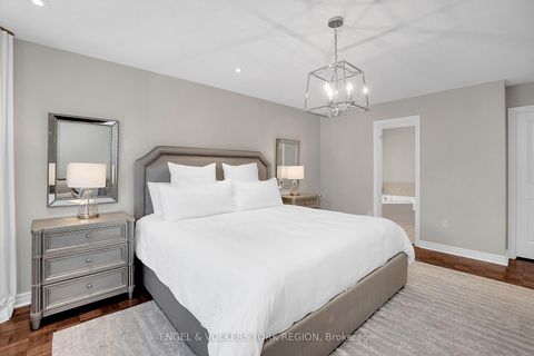 Photo 23 at 151 Glenside Drive, Maple, Vaughan