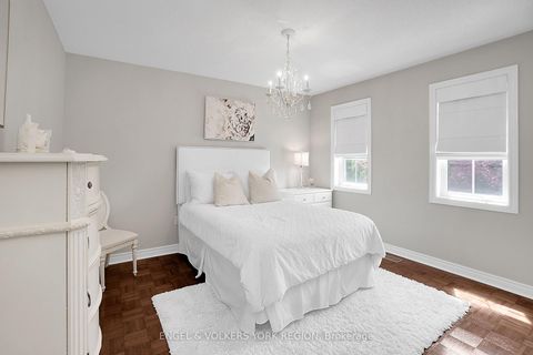 Photo 26 at 151 Glenside Drive, Maple, Vaughan