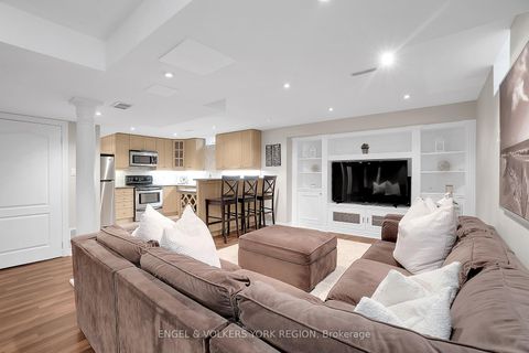 Photo 33 at 151 Glenside Drive, Maple, Vaughan