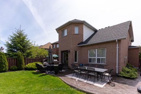 Photo 42 at 151 Glenside Drive, Maple, Vaughan