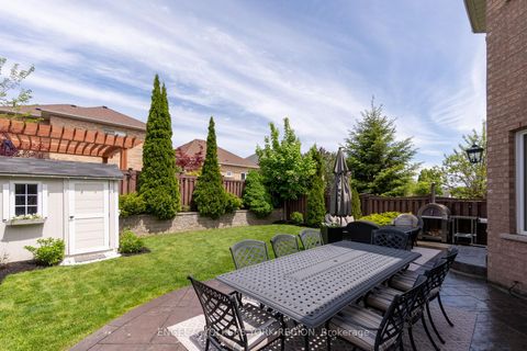 Photo 43 at 151 Glenside Drive, Maple, Vaughan