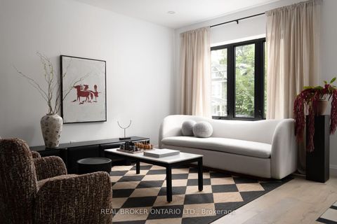 Photo 1 at 238 Coleridge Avenue, Lumsden, Toronto