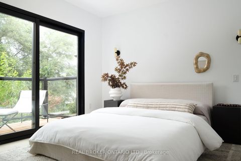 Photo 10 at 238 Coleridge Avenue, Lumsden, Toronto