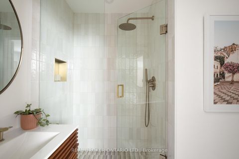 Photo 12 at 238 Coleridge Avenue, Lumsden, Toronto