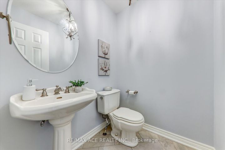 Photo 18 at 138 Riverwalk Drive, Box Grove, Markham