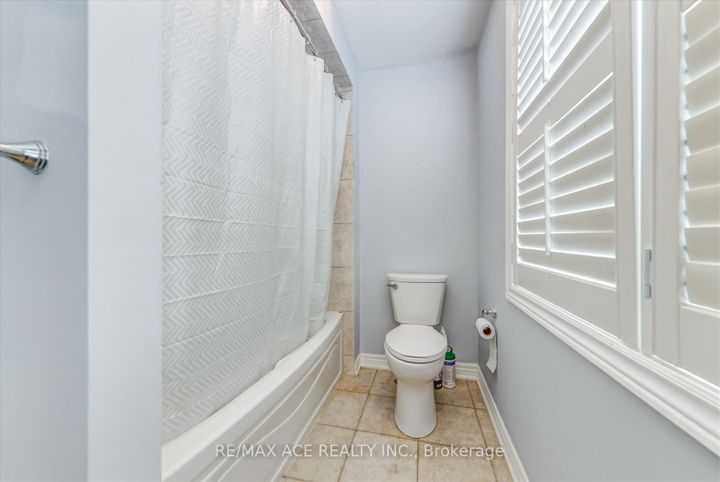 Photo 31 at 138 Riverwalk Drive, Box Grove, Markham