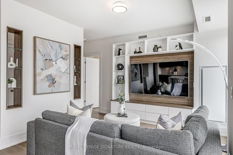 Photo 10 at 853 - 25 Adra Grado Way, Bayview Village, Toronto