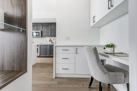Photo 15 at 853 - 25 Adra Grado Way, Bayview Village, Toronto