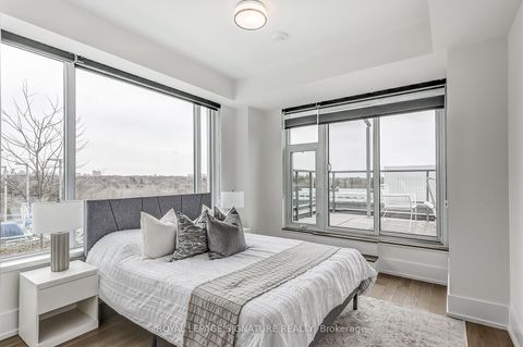 Photo 18 at 853 - 25 Adra Grado Way, Bayview Village, Toronto