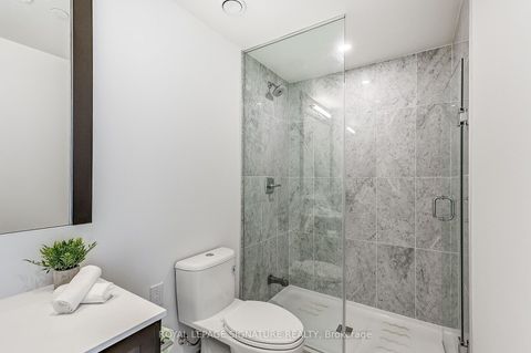 Photo 21 at 853 - 25 Adra Grado Way, Bayview Village, Toronto