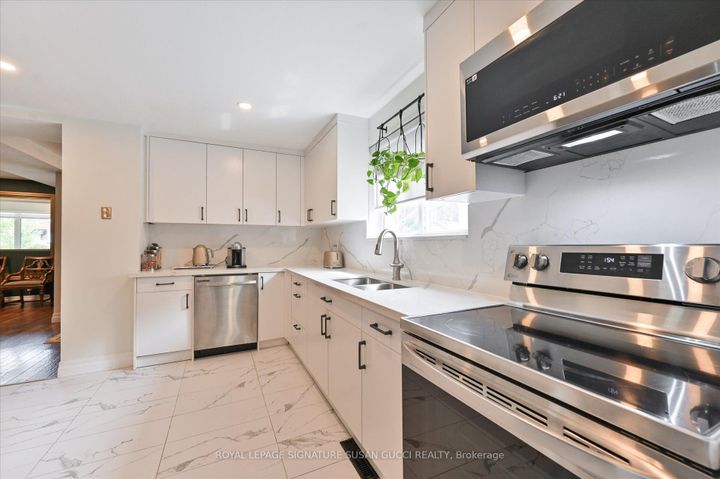 Photo 13 at 94 Meighen Avenue, Parkview, Toronto