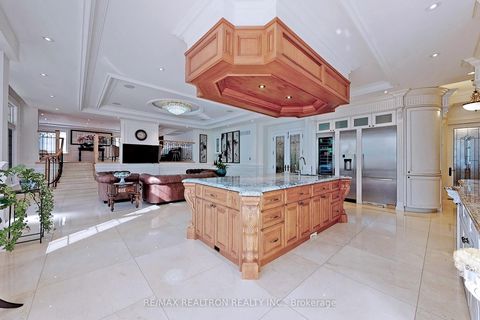 Photo 25 at 21 Boyle Drive, South Richvale, Richmond Hill