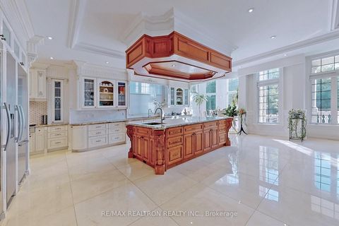 Photo 26 at 21 Boyle Drive, South Richvale, Richmond Hill