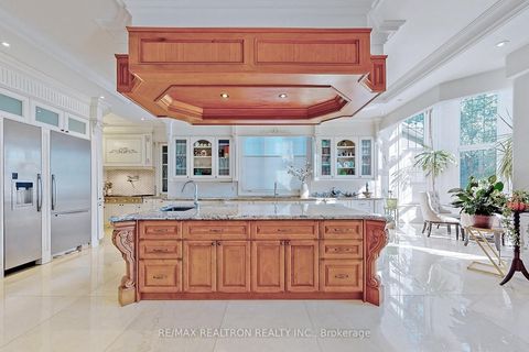 Photo 27 at 21 Boyle Drive, South Richvale, Richmond Hill