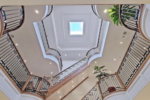 Photo 35 at 21 Boyle Drive, South Richvale, Richmond Hill