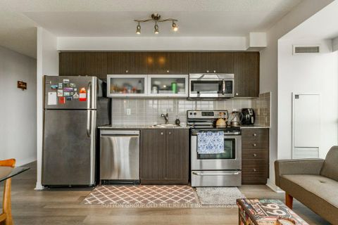 Photo 3 at 1909 - 2015 Sheppard Avenue E, Henry Farm, Toronto