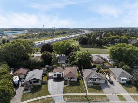 Photo 6 at 924 McCullough Drive, Downtown Whitby, Whitby
