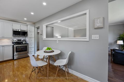 Photo 14 at 924 McCullough Drive, Downtown Whitby, Whitby