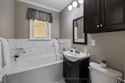 Photo 22 at 924 McCullough Drive, Downtown Whitby, Whitby