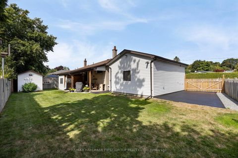 Photo 39 at 924 McCullough Drive, Downtown Whitby, Whitby
