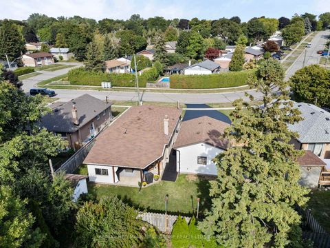 Photo 44 at 924 McCullough Drive, Downtown Whitby, Whitby