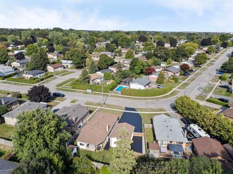 Photo 46 at 924 McCullough Drive, Downtown Whitby, Whitby