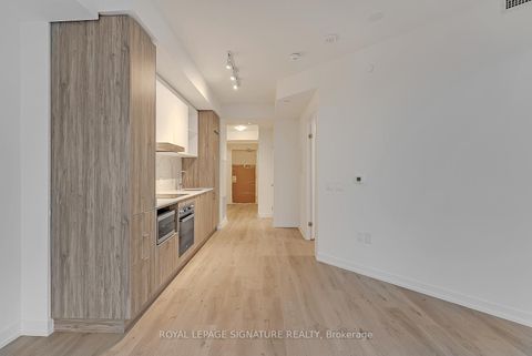 Photo 7 at 7312 - 138 Downes Street, Waterfront Communities C8, Toronto