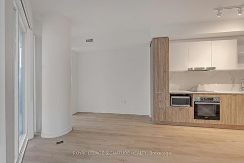 Photo 8 at 7312 - 138 Downes Street, Waterfront Communities C8, Toronto