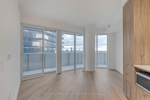Photo 9 at 7312 - 138 Downes Street, Waterfront Communities C8, Toronto