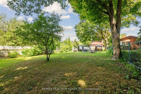 Photo 21 at 4423 Lawrence Avenue E, West Hill, Toronto