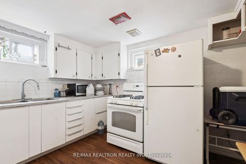 Photo 30 at 4423 Lawrence Avenue E, West Hill, Toronto