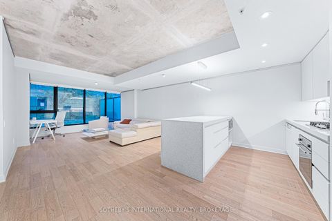 Photo 14 at 212 - 629 King Street W, Waterfront Communities C1, Toronto