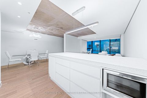 Photo 17 at 212 - 629 King Street W, Waterfront Communities C1, Toronto
