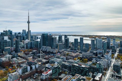 Photo 31 at 212 - 629 King Street W, Waterfront Communities C1, Toronto