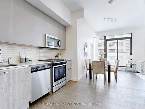 Photo 2 at 702 - 2A Church Street, Waterfront Communities C8, Toronto