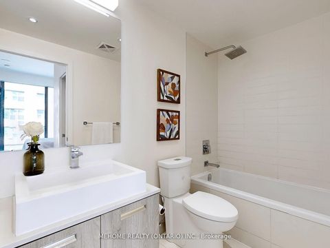 Photo 12 at 702 - 2A Church Street, Waterfront Communities C8, Toronto