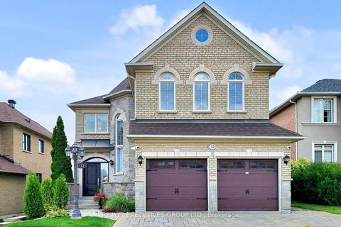 Photo 0 at 32 Shadow Falls Drive, Jefferson, Richmond Hill