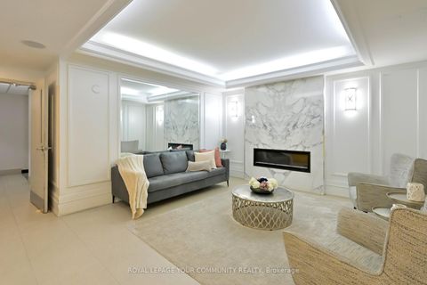 Photo 5 at 205 - 309 Major Mackenzie Drive, Harding, Richmond Hill
