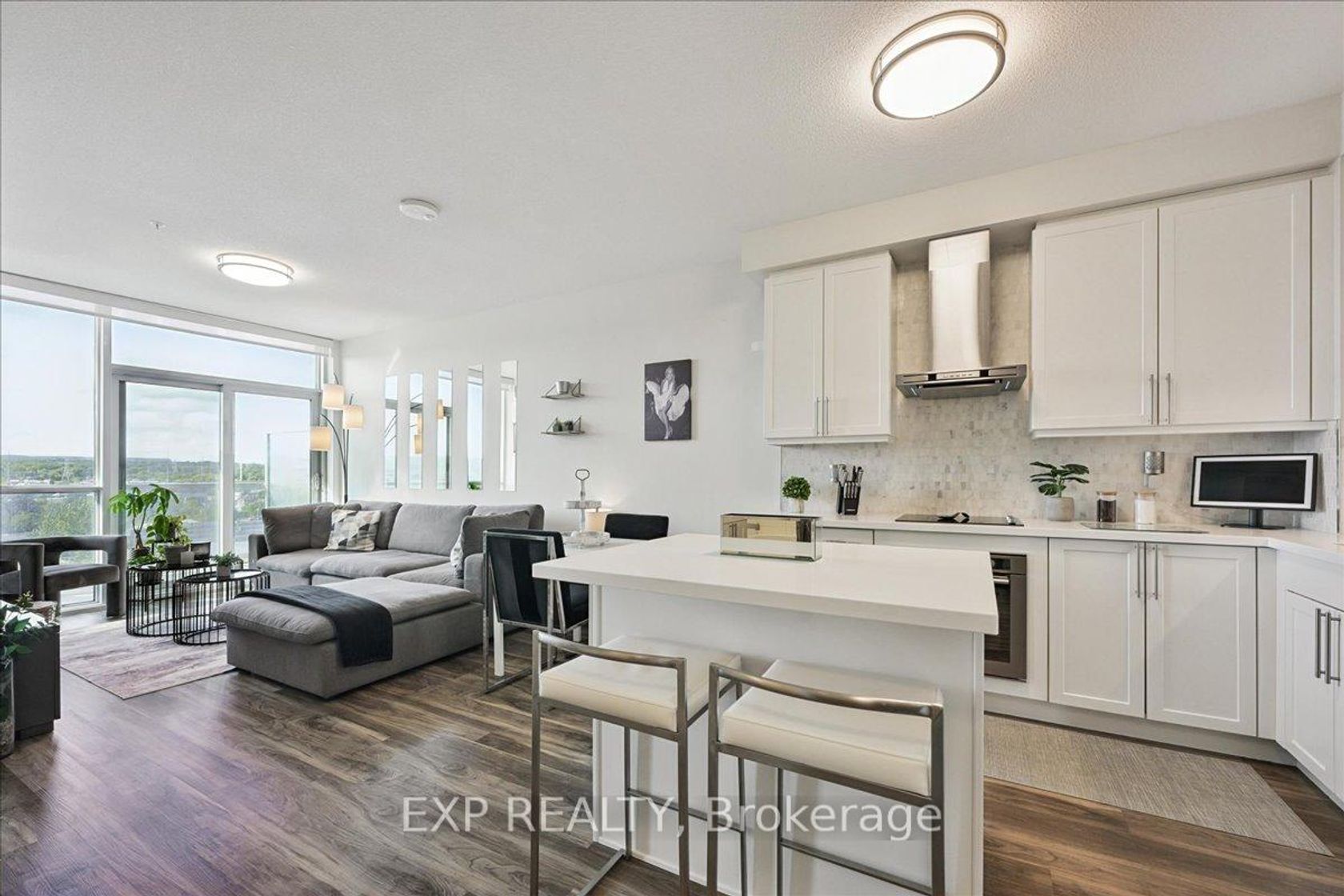 913 - 2093 Fairview Street, Freeman, Burlington 
