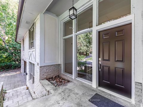 Photo 2 at 15 York Valley Crescent, York Mills, Toronto