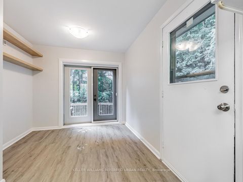 Photo 9 at 15 York Valley Crescent, York Mills, Toronto